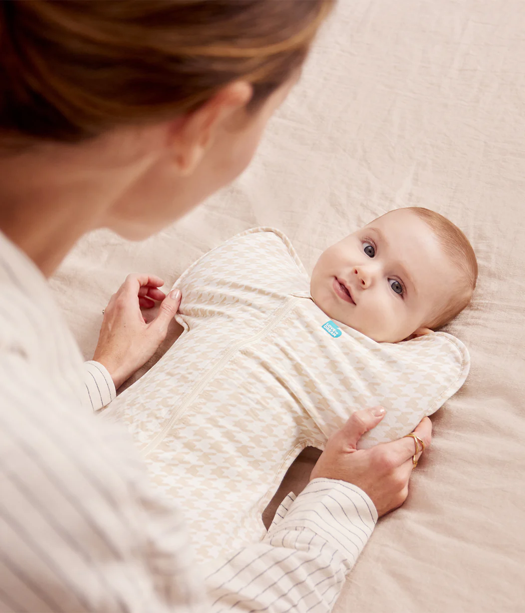 Swaddle Up™ 1.0 TOG Cotton Tan Houndstooth - Image 6